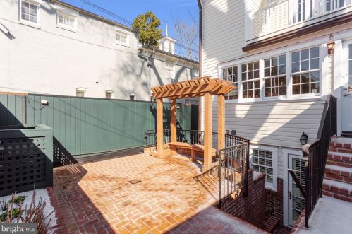 1312 33 St, Washington DC 20007-2819 exterior