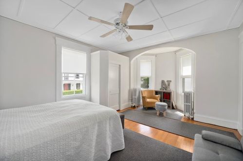 14 Kay St, Middletown RI  02840-7101 exterior