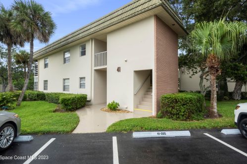 41 Vista Gardens Trl, Vero Beach, FL 32962-0711