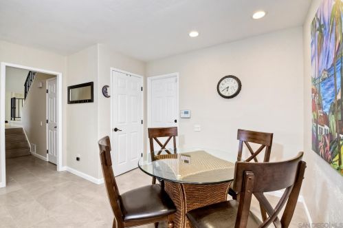 16993 Cresta Dr, San Diego CA 92128-2311 exterior