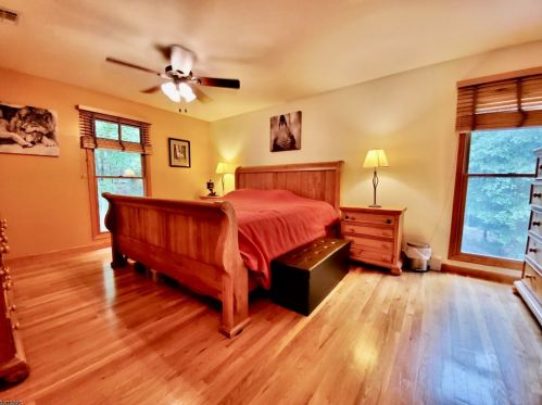 39 Pidgeon Hill Rd, Wantage NJ  07461-2731 exterior