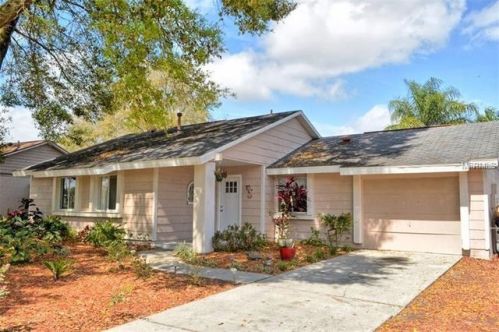 1749 Deanna Dr, Apopka, FL 32703-4792
