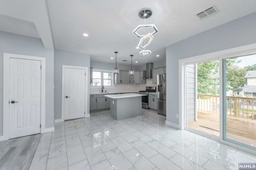 22 Harvard St, Nutley NJ  07110-3322 exterior
