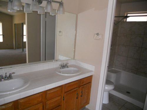 5117 Seldon Ln, Glendale AZ exterior