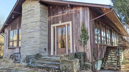1926 Old Church Rd, Harleysville, PA