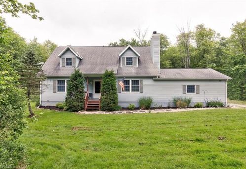 15344 Stillwell Rd, Huntsburg, OH 44046-8774