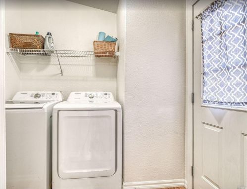 22800 Oat Hill Rd, Middletown CA  95461-9690 exterior