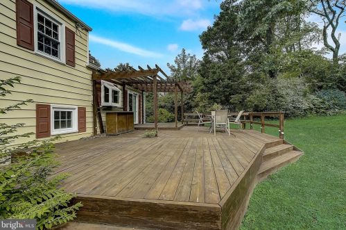 107 Bartholomew Rd, Berwyn PA  19312-1604 exterior