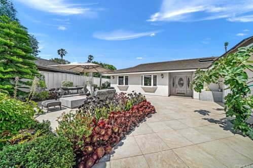 2407 Bamboo St, Newport Beach, CA 92660-4103