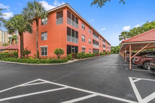 519 Roma Ct, Naples FL  34110-6457 exterior