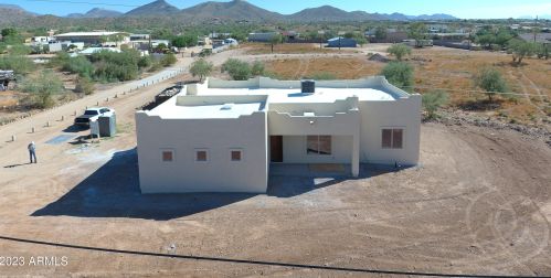 273 Ainsworth Dr, Phoenix, AZ 85086-2959