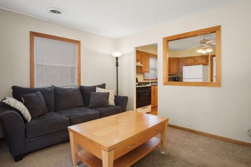 301 8th St, Hobart IN  46342-5124 exterior