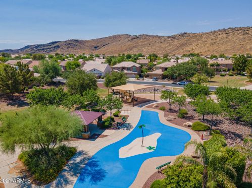 5941 Charlotte Dr, Glendale, AZ 85310-2770
