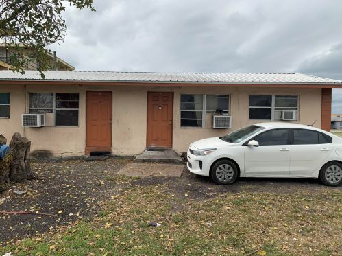 728 Avenue, Belle Glade FL  33430 exterior