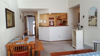 4610 Foxwood Dr, Clifton Park Center NY  12065-6822 exterior