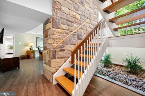 4690 Province Line Rd, Princeton NJ 08540-4303 exterior