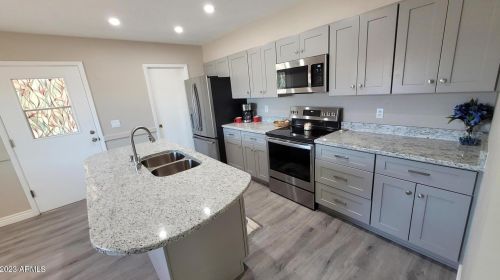 2844 Coralbell Ave, Mesa, AZ 85204-3122