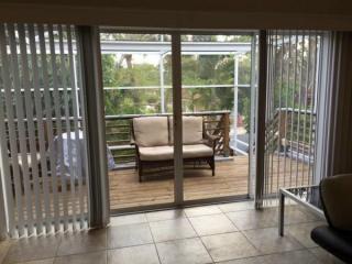 5525 Avenida Del Mare, Sarasota FL  34242-1914 exterior