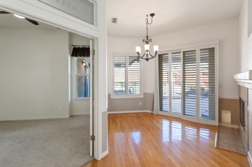 9247 Brown Rd, Elk Grove CA  95624-3917 exterior