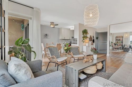 1855 Diamond St, San Diego CA  92109-3358 exterior