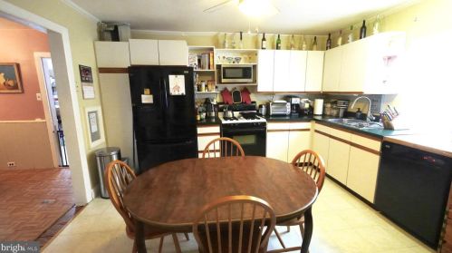 14 Fork Landing Rd, Riverton NJ 08077-4119 exterior