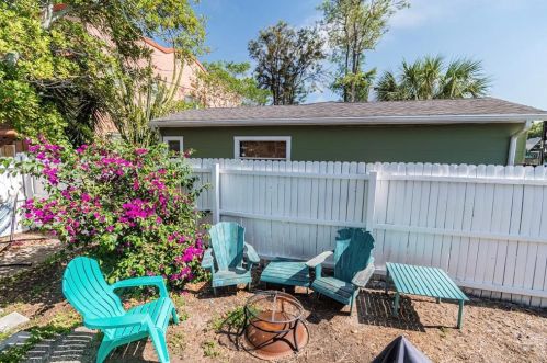 247 25 St, Saint Petersburg FL  33713-8734 exterior