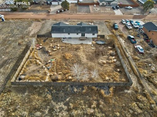 921 Cayuga Dr, Pueblo CO 81007-3130 exterior