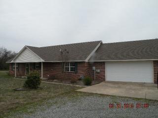 544 52nd St, Muskogee, OK 74401-1417