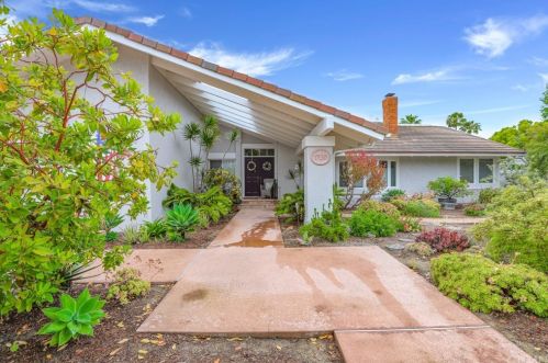 1730 Port Westbourne Pl, Newport Beach CA  92660-5330 exterior