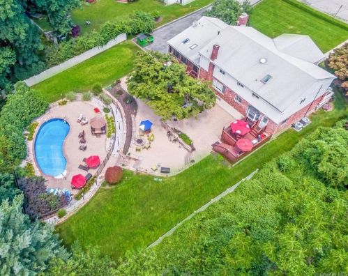 132 Bannon Ave, Buchanan, NY 10511-1302