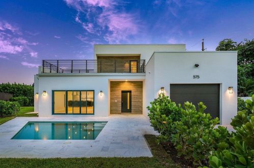 575 2nd Ave, Delray Beach, FL 33444-3972