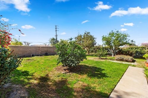 2744 Cottonwood Trl, Ontario, CA 91761-7439