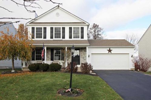 136 Glen Crossing Dr, Pataskala, OH 43062-7090