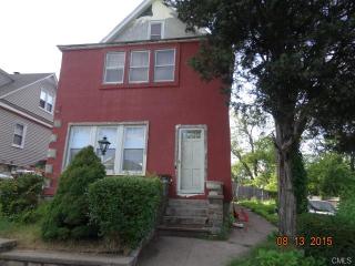 151 Wessels Ave, Bridgeport, CT 06610-2339