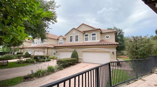 8221 Tivoli Dr, Orlando, FL 32836-8769