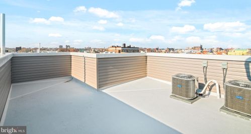 2212 Front St, Philadelphia PA  19133-0034 exterior