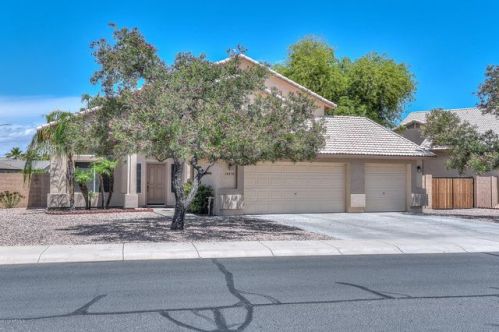 16436 Paradise Ln, Sun City, AZ 85388-2123