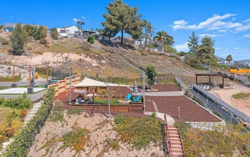 6025 Kelton Ave, La Mesa CA  91942-2728 exterior