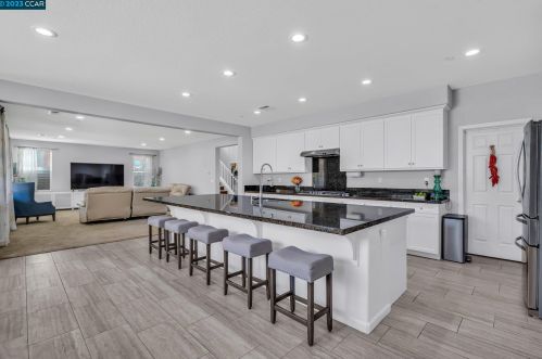 2847 Romora Bay Dr, West Pittsburg, CA 94565-7925