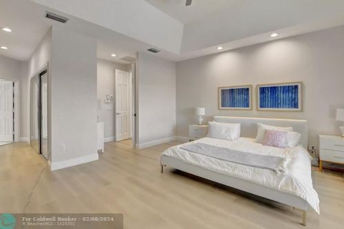 10595 Stonebridge Blvd, Boca Raton FL  33498-2002 exterior