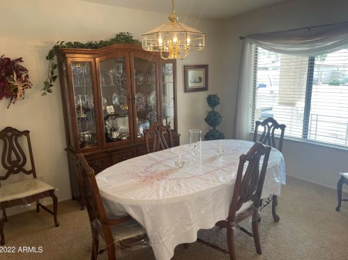 98 Clairidge Dr, San Tan Valley, AZ 85143-3837