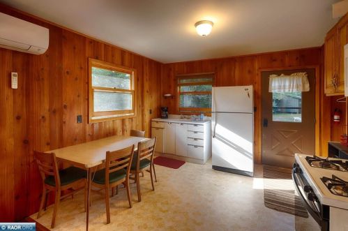2452 Retreat Lodge Rd, Cook MN 55723-8717 exterior