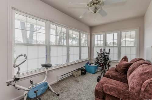 3 Guilford Ct, Panamoka NY  11961-1414 exterior