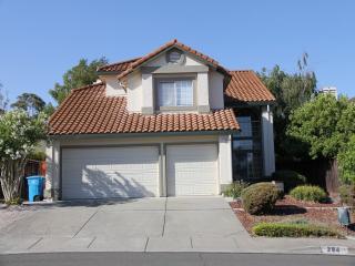 284 Glenview Cir, Vallejo, CA 94591-8541