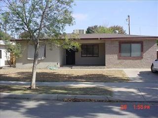 1106 Cedar Ave, Pond, CA 93280-2247