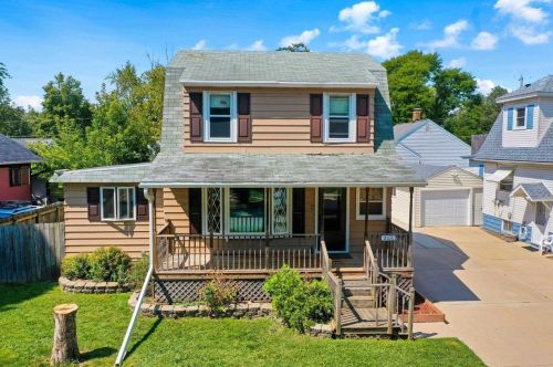 806 11th Ave, Green Bay, WI 54304-2604