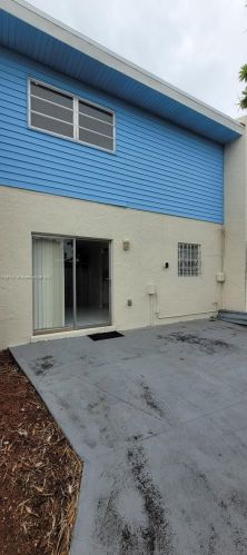 22259 103rd Ave, Miami, FL 33190-1422