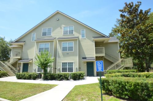 3721 Lake Orlando Pkwy, Orlando, FL 32808-3025