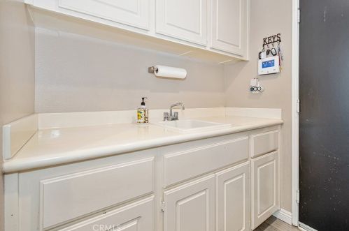 29584 Mammoth Ln, Santa Clarita CA  91387-6216 exterior