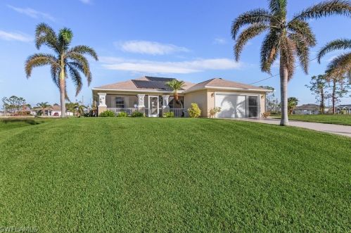 2525 19th Pl, Cape Coral, FL 33904-3224
